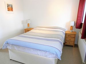 Bedroom- click for photo gallery